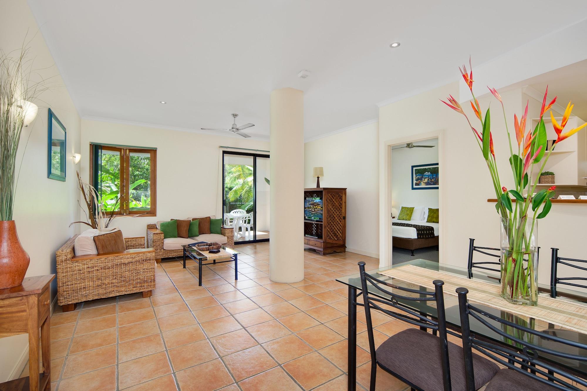 The Mediterranean Port Douglas Exterior foto